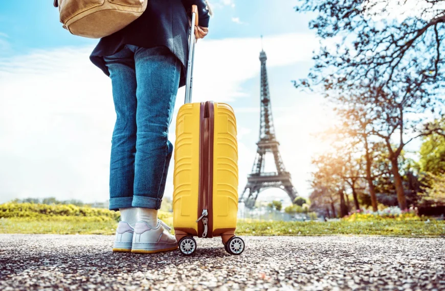 Você sabe qual é a melhor época para viajar para Paris? Entenda tudo aqui!